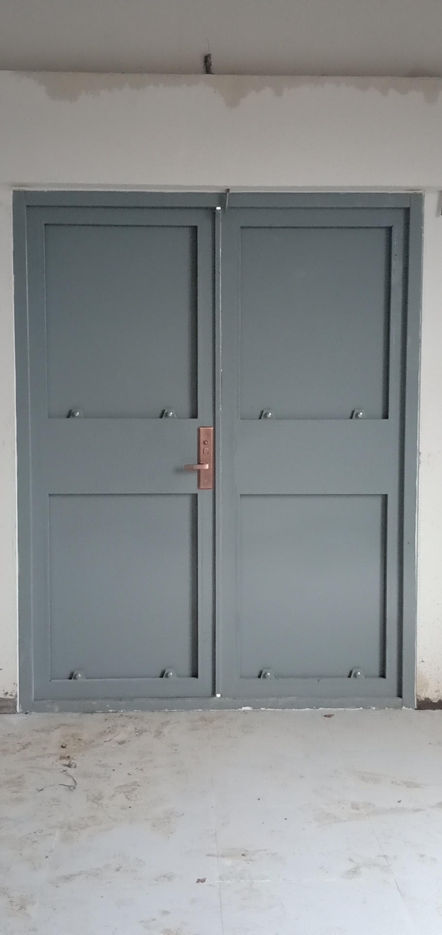 1-250R61G0515a.jpg
